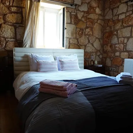 Des Hiboux A Egee Villa *