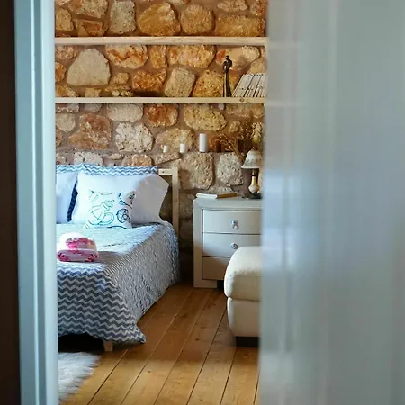 Des Hiboux A Egee Villa